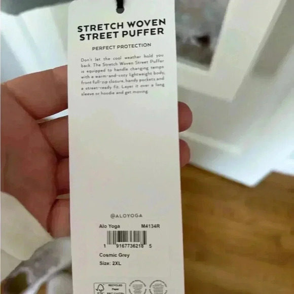 Alo Yoga Stretch Women’s Puffer Jacket, Comic Grey - Picture 7 of 7